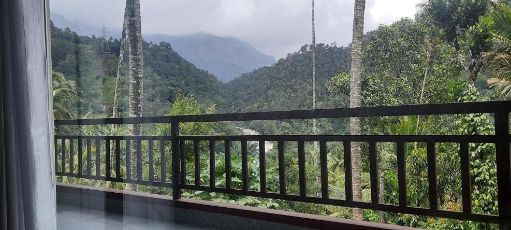 Linn View Home Stay Munnar Dış mekan fotoğraf
